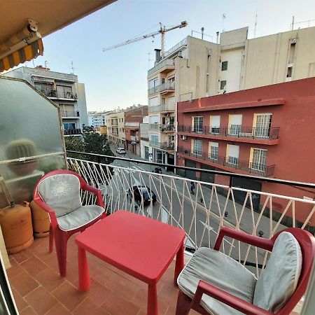 Diana Apartamento Con Terraza Muy Cerca Del Mar Пинеда-де-Мар Экстерьер фото